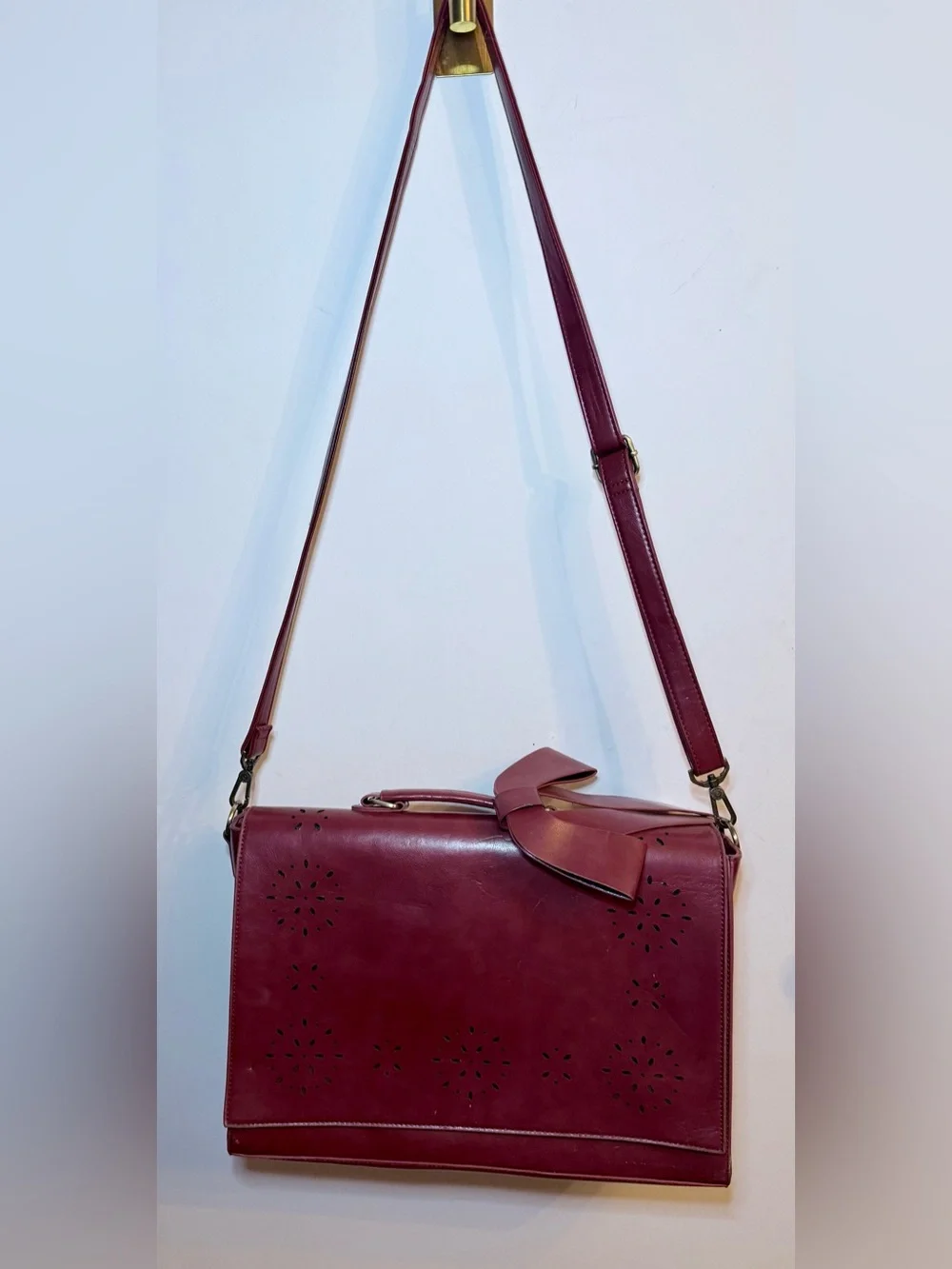 Ecosusi Vegan Leather Laptop Messenger Bag Red Burgundy Cutout Bow Briefcase